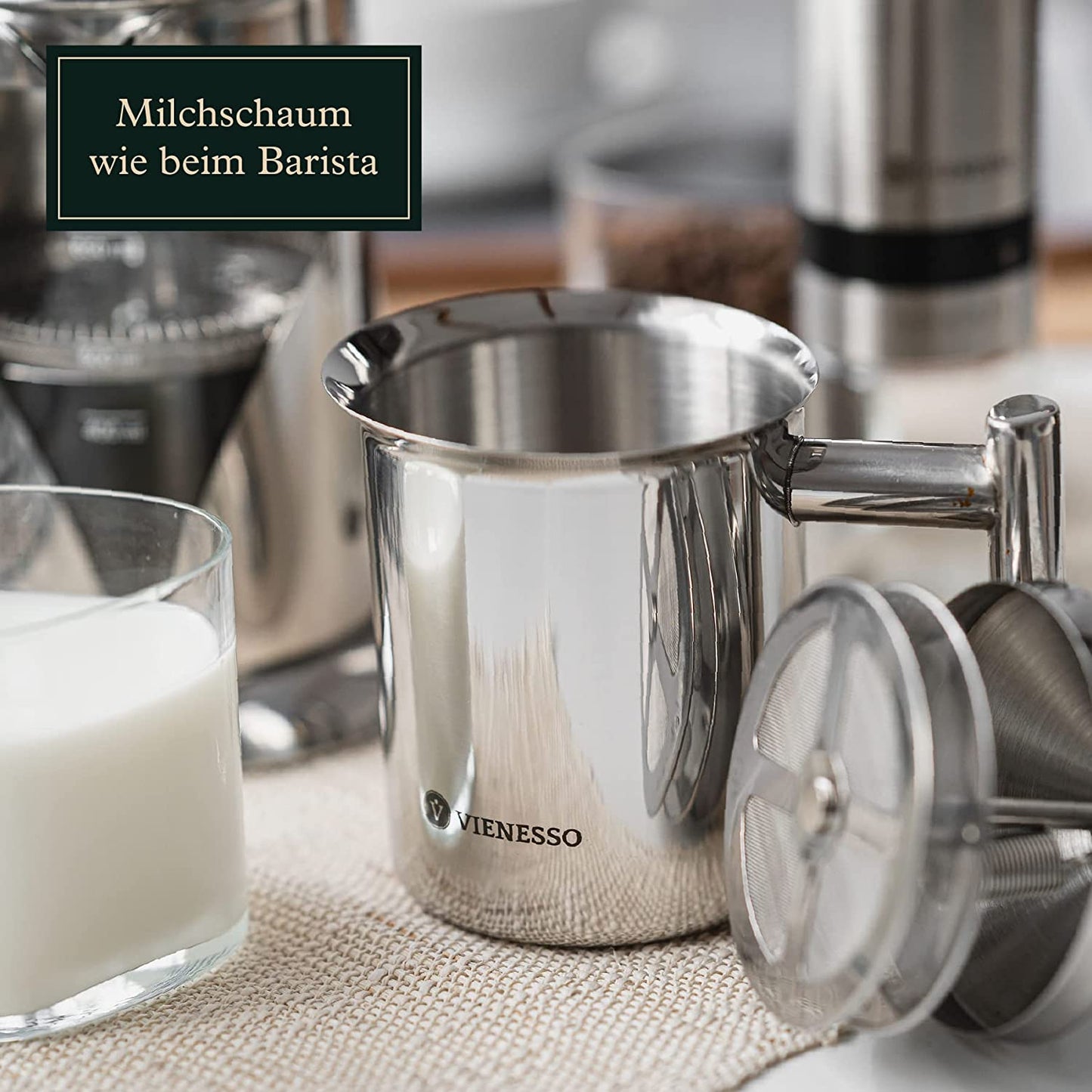 Manueller Hand-Milchaufschäumer aus Edelstahl mit Mesh-Sieb für cremigen Milchschaum - 400 ml