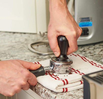 Tamper Set druckregulierend mit Anpressdruck von ca. 14kg durch integrierte Feder - 51 + 58 mm